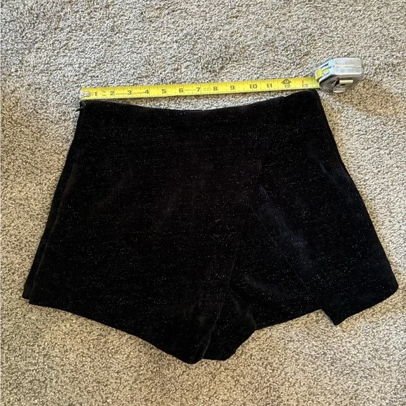 CIDER Metallic Envelope Skort - Picture 3 of 5